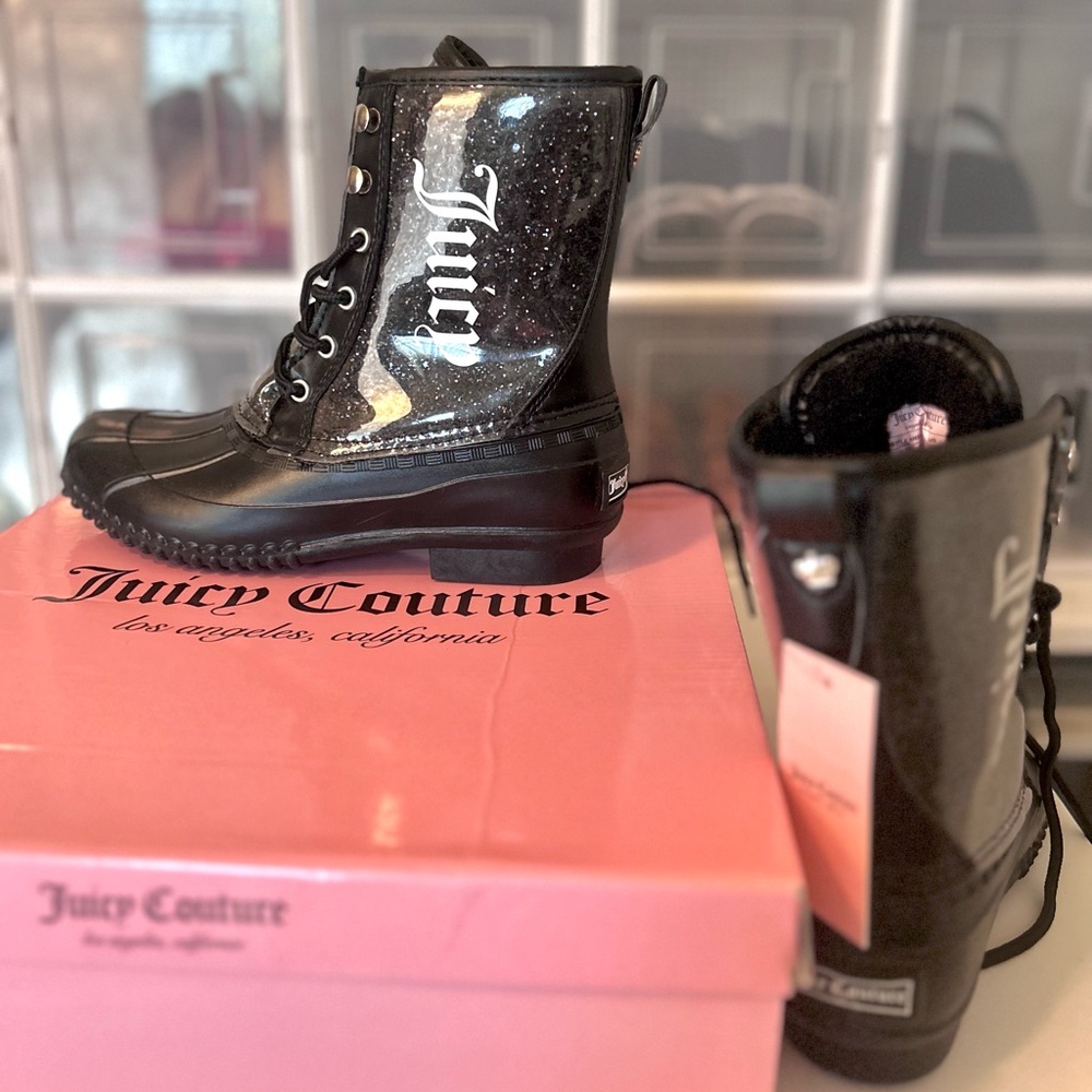 (SOLD) Juicy Couture Women’s Rainboots